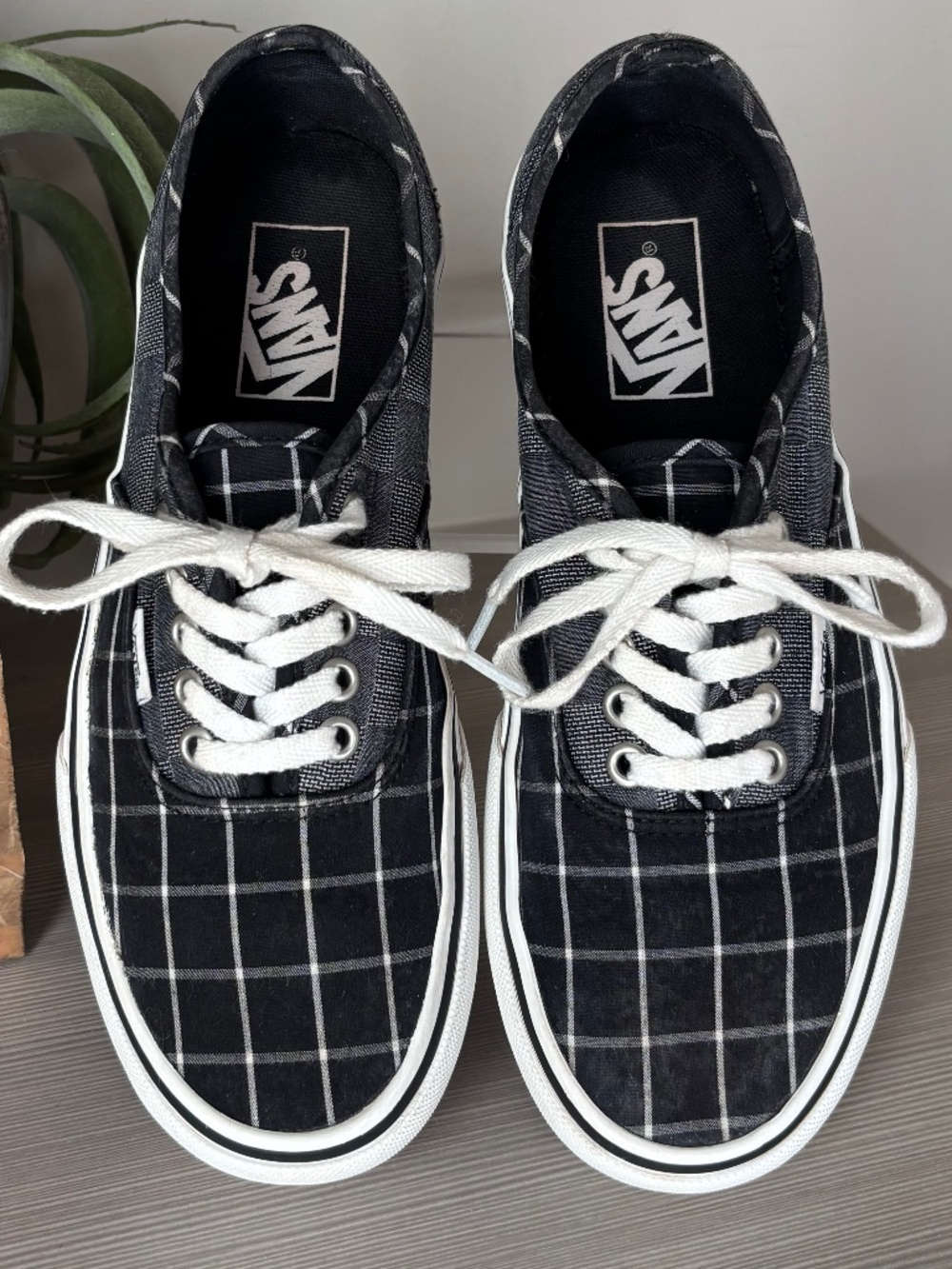 Vans Authentic Platform Woven Check Grey W 8.5. M 7